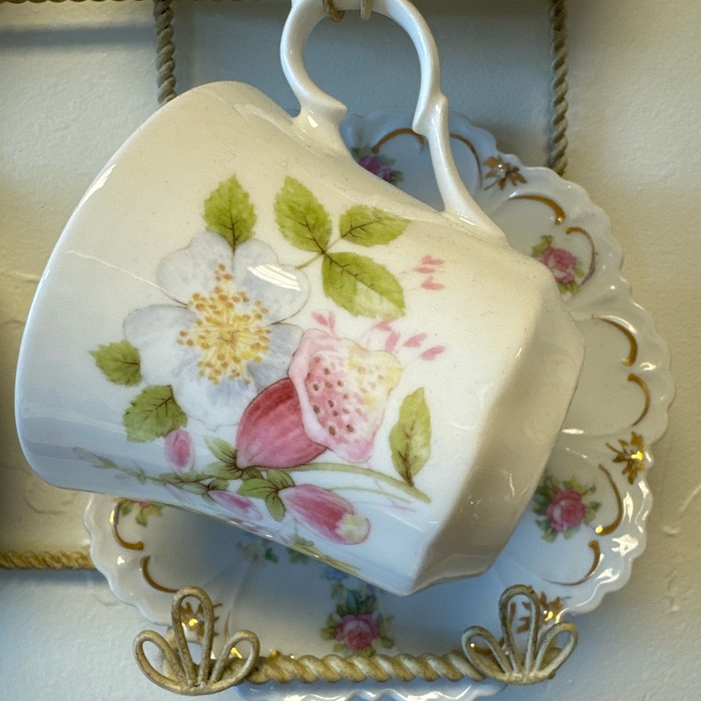 Springfield Bone China teacup & saucer
